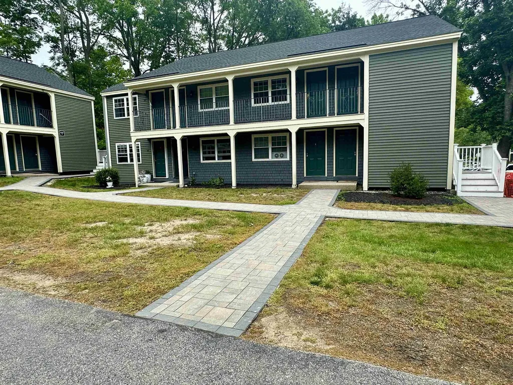 93 Henry Law Avenue Dover NH 03820