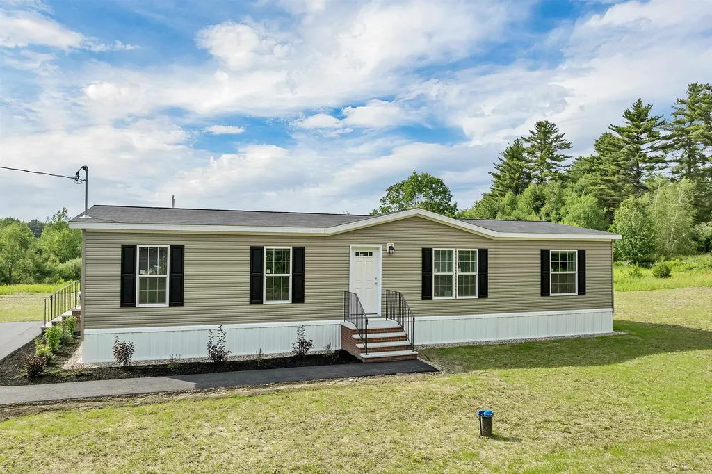 106 Stevens Road Effingham NH 03882