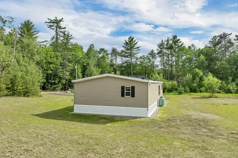 106 Stevens Road Effingham NH 03882