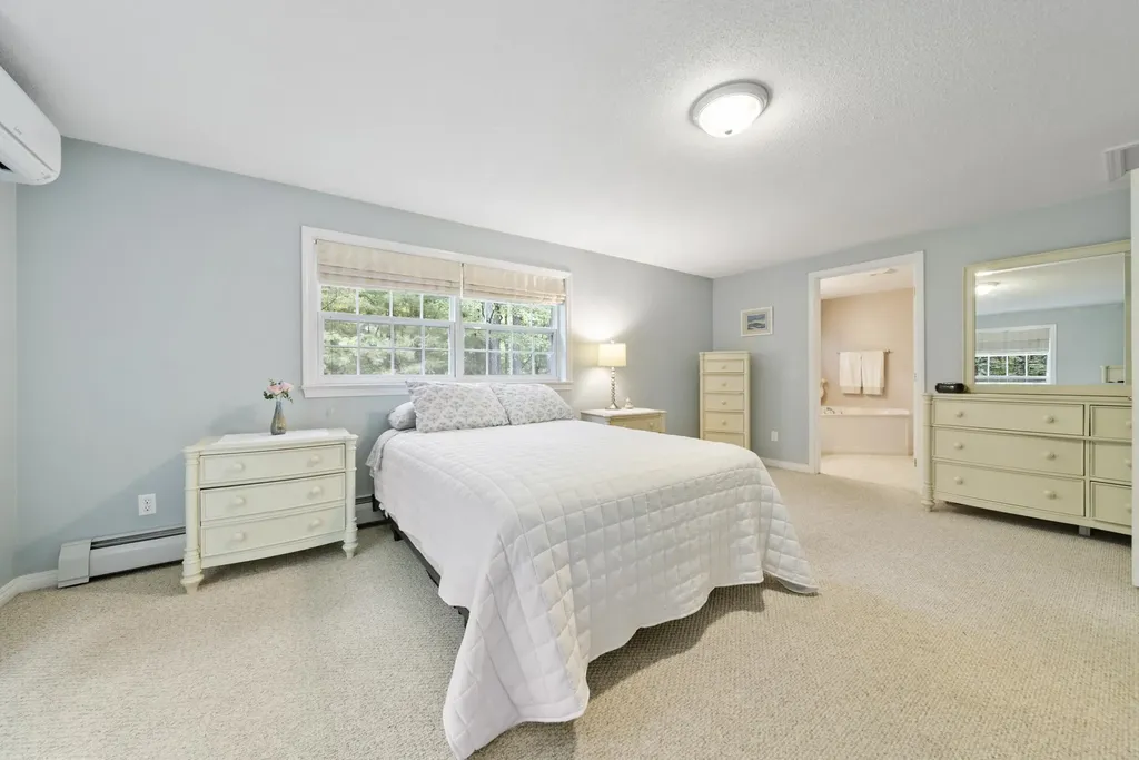 21 Lewis Lane Concord NH 03301