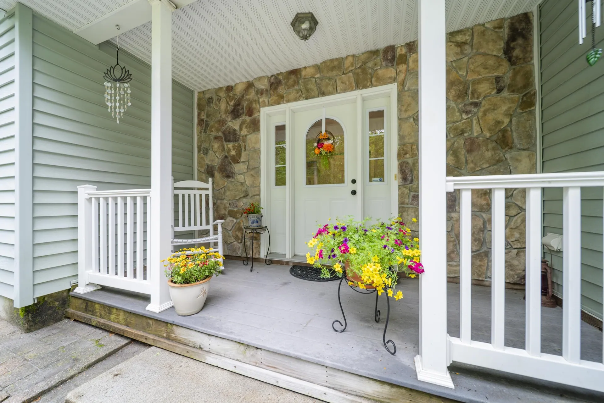 21 Lewis Lane Concord NH 03301