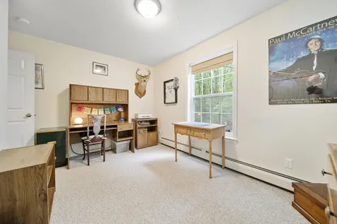21 Lewis Lane Concord NH 03301