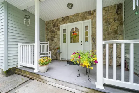 21 Lewis Lane Concord NH 03301