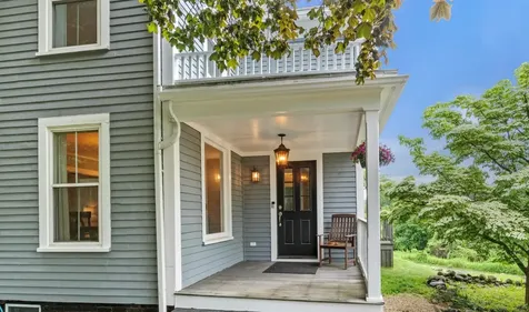 261 Main Avenue South Hampton NH 03827