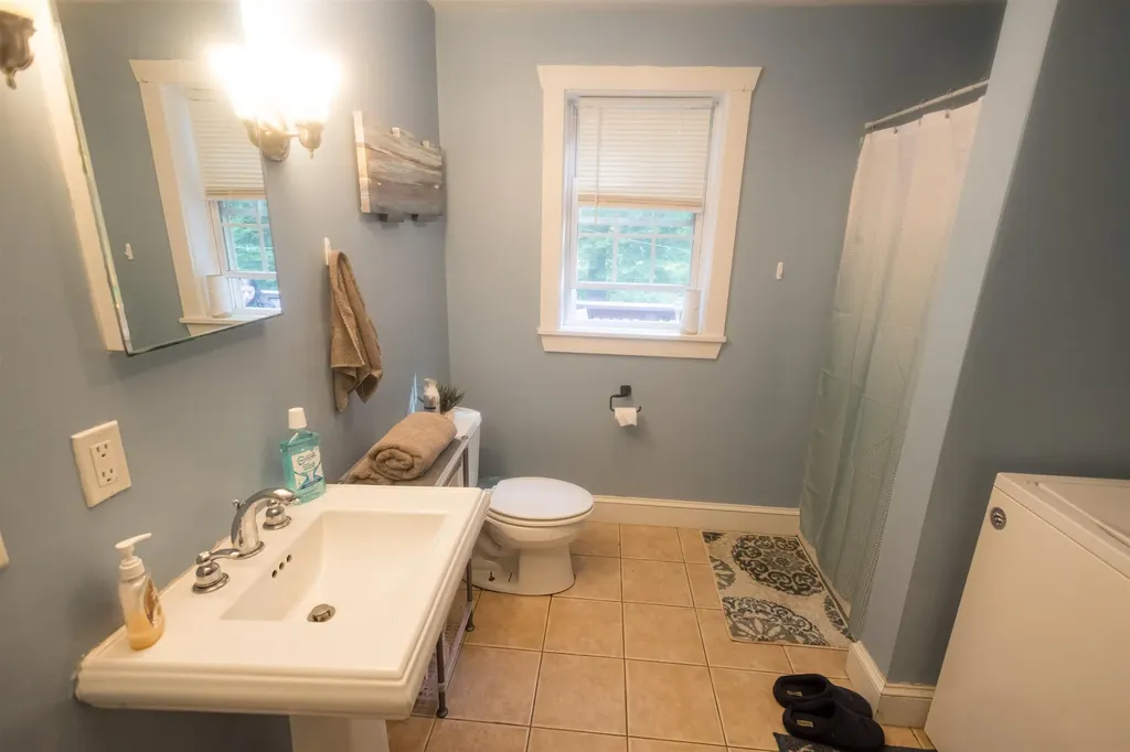 527 Tamworth Road Tamworth NH 03886