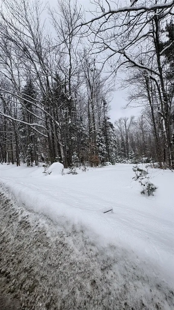 961 Maple Street Bethlehem NH 03574