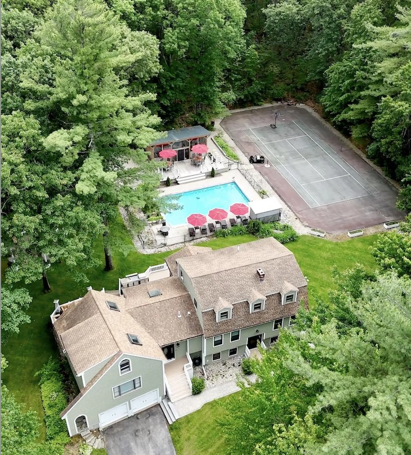 100 Arlene Drive Pelham NH 03076