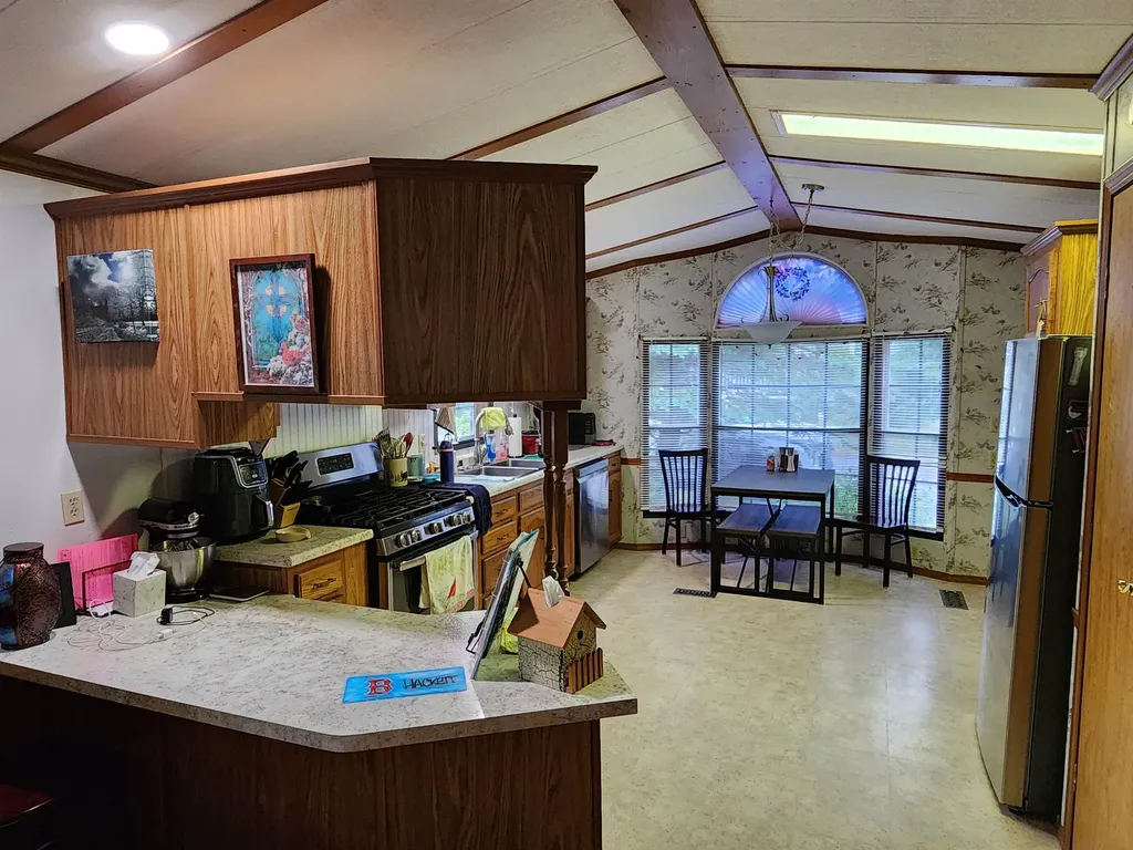 17 Rachael Place Claremont NH 03743