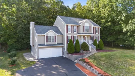 7 Partridge Circle Salem NH 03079