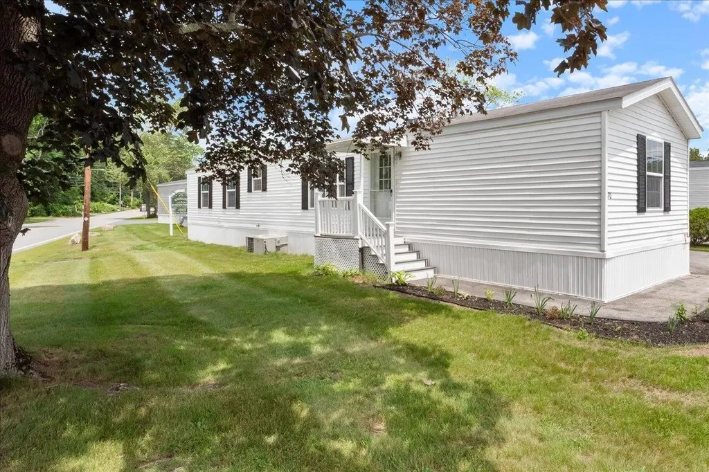 70 Caddy Drive Salem NH 03079