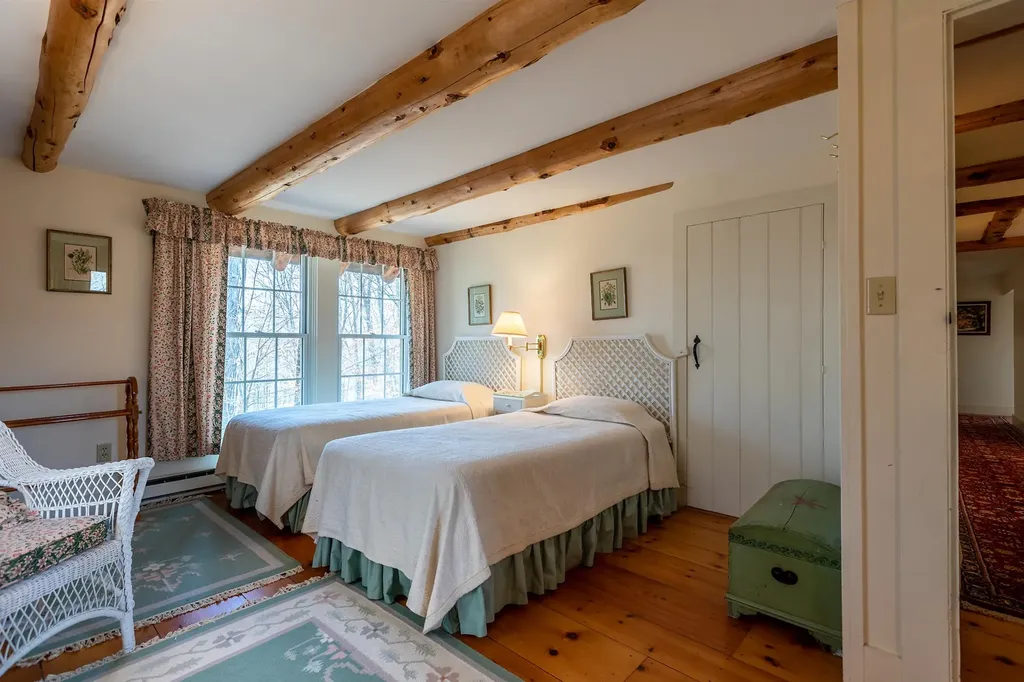 519 Cherry Hill Road Pomfret VT 05053