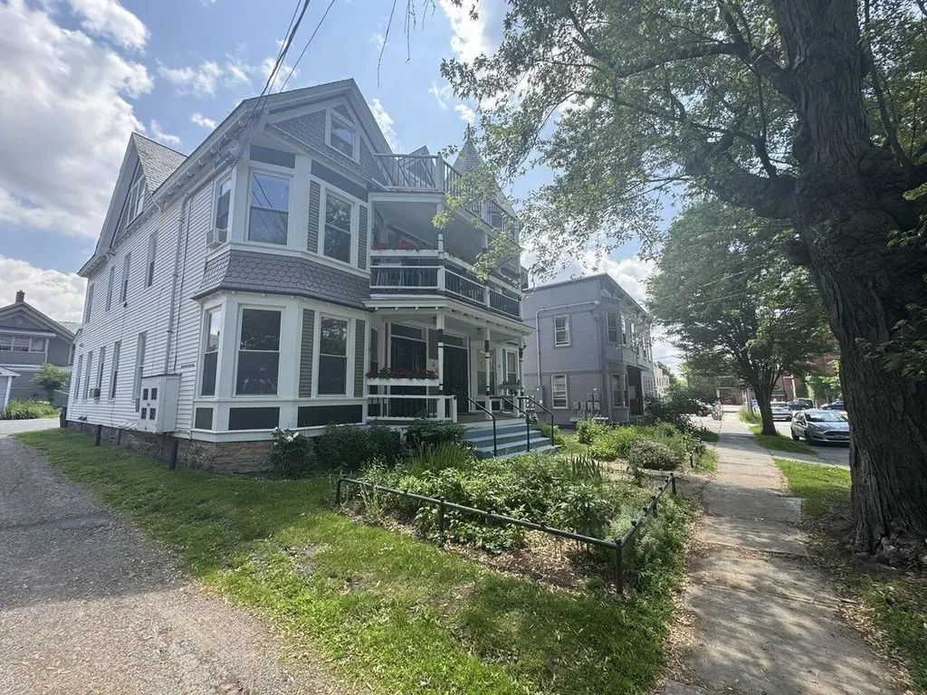 18 Clarke Street Burlington VT 05401