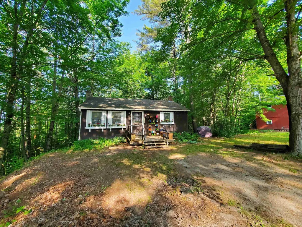 9 Stark Hill Road Canaan NH 03741