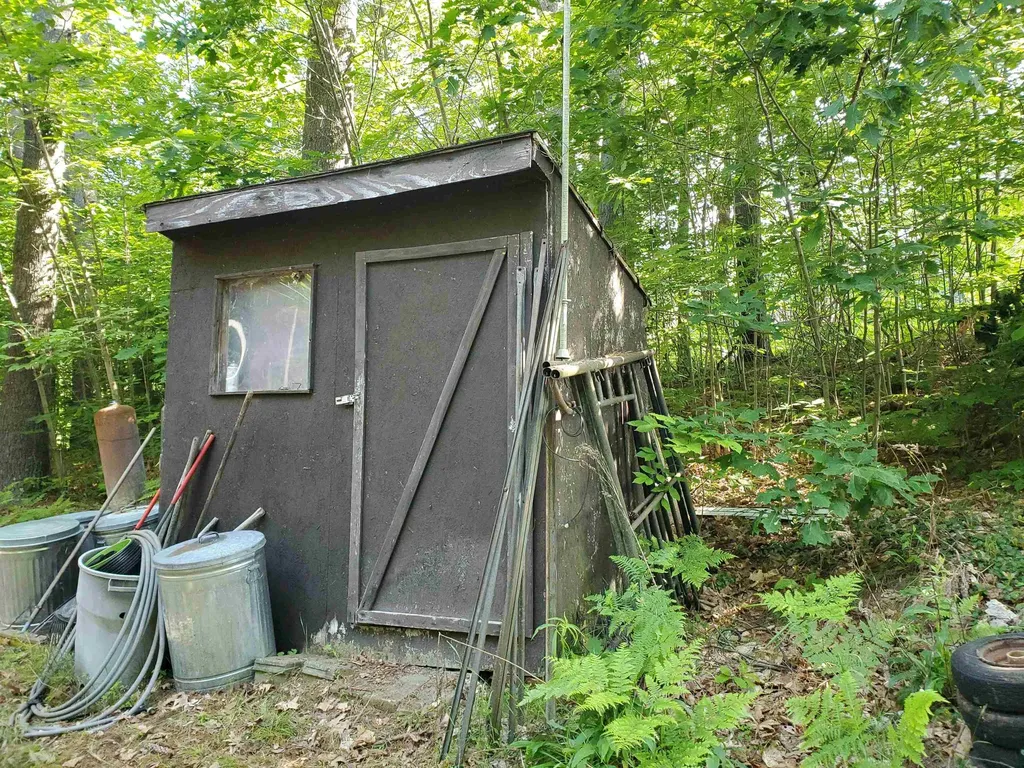 9 Stark Hill Road Canaan NH 03741