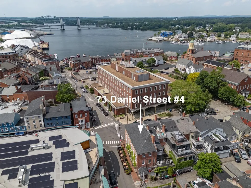 73 Daniel Street Portsmouth NH 03801