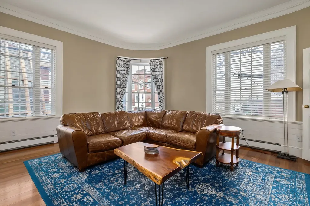 73 Daniel Street Portsmouth NH 03801