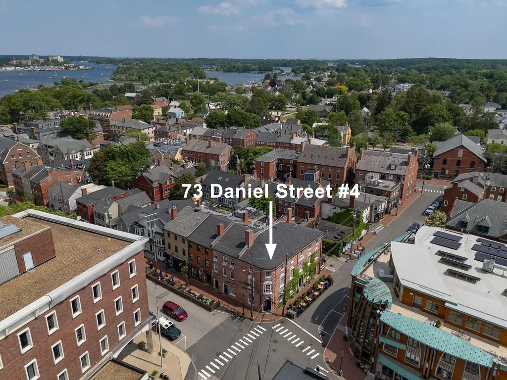 73 Daniel Street Portsmouth NH 03801