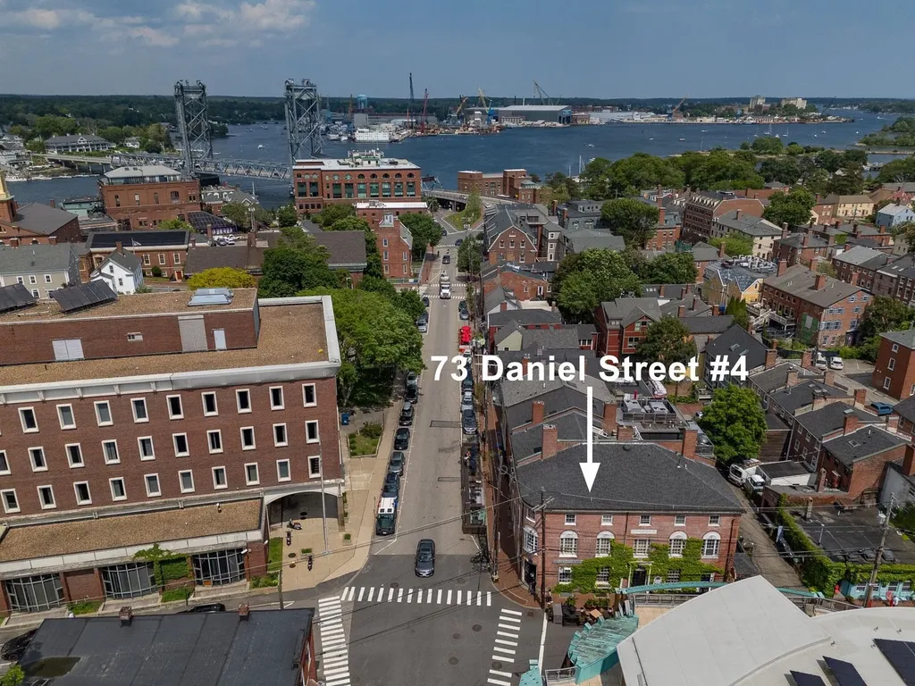73 Daniel Street Portsmouth NH 03801