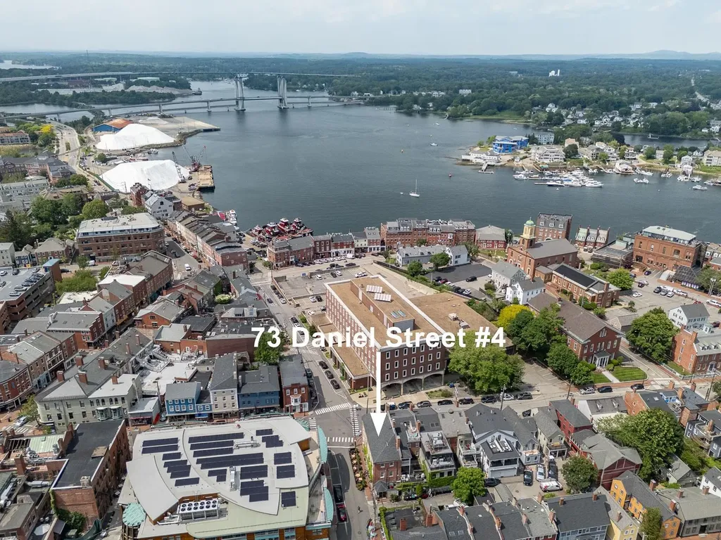 73 Daniel Street Portsmouth NH 03801