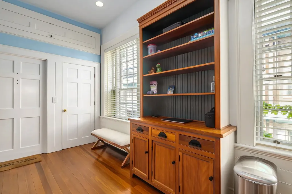 73 Daniel Street Portsmouth NH 03801
