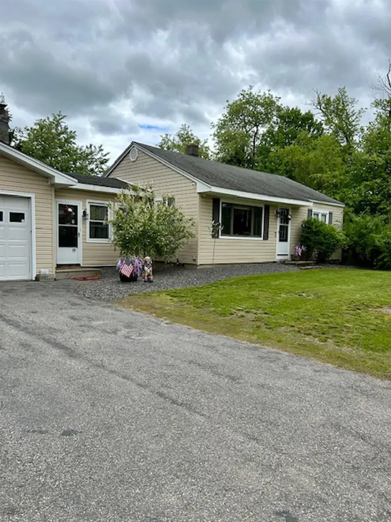 33 Salmon Falls Road Rochester NH 03868