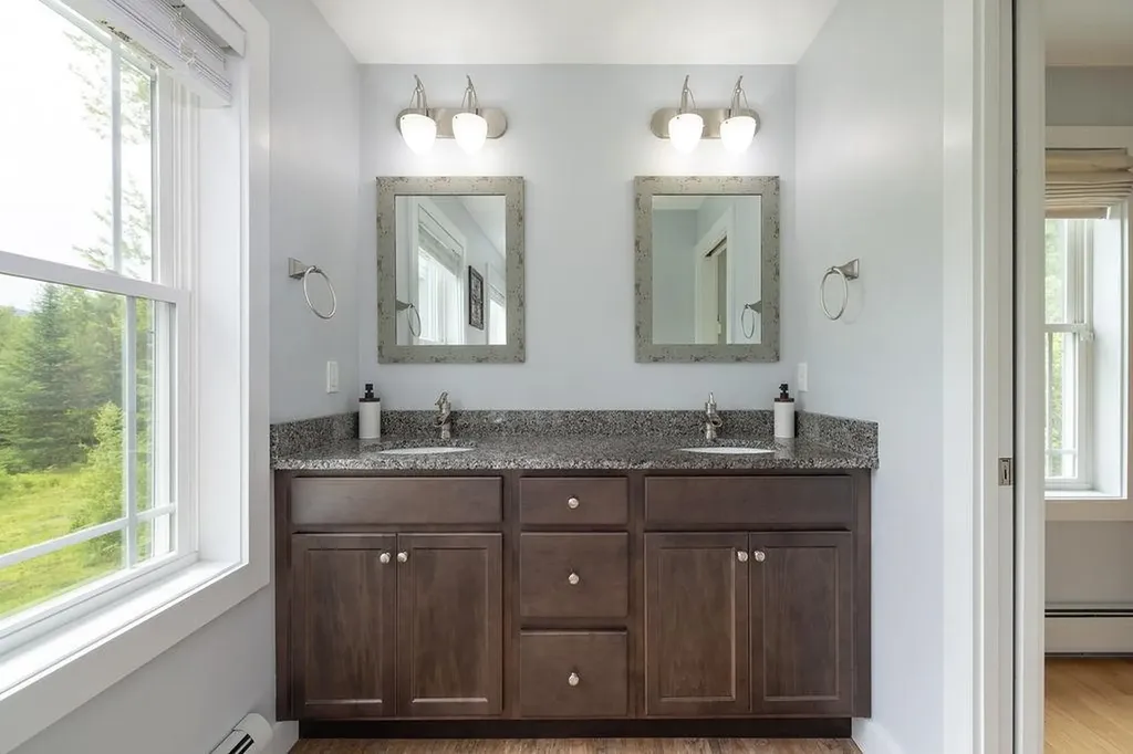 52 Jeffrey Drive Sunapee NH 03782