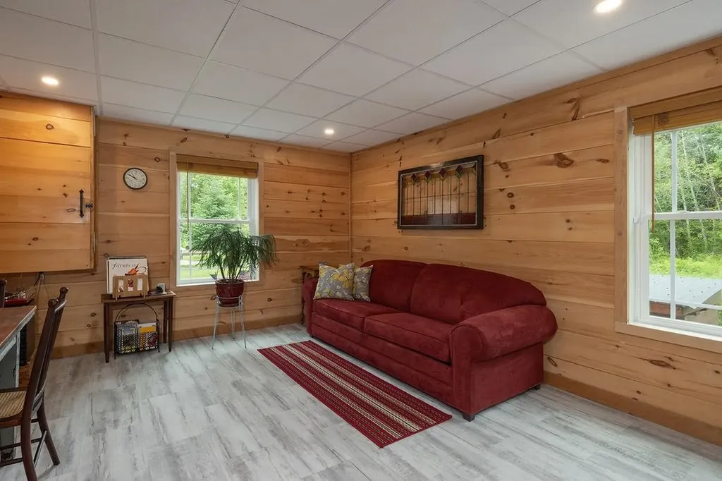 52 Jeffrey Drive Sunapee NH 03782