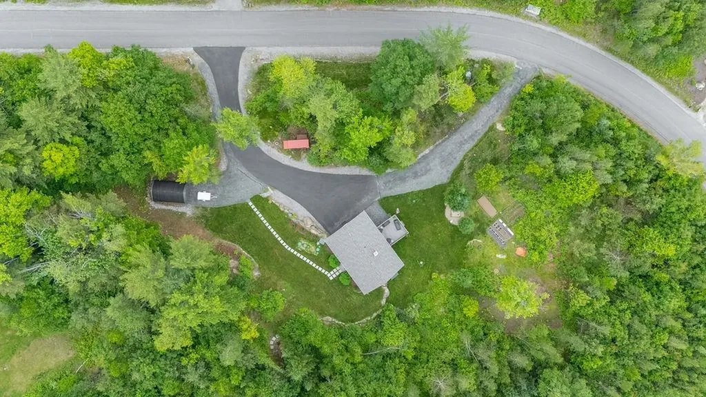 52 Jeffrey Drive Sunapee NH 03782