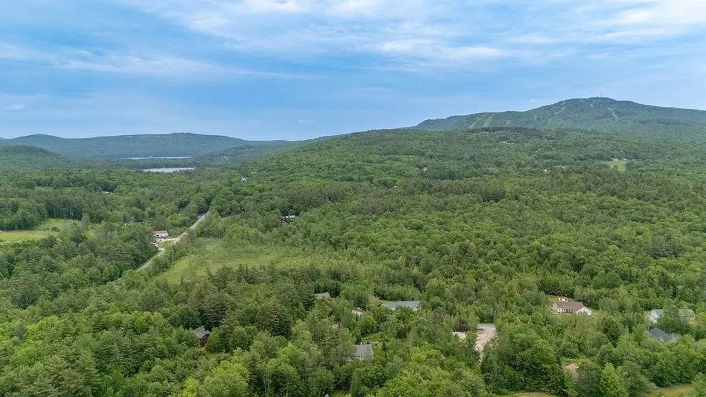 52 Jeffrey Drive Sunapee NH 03782