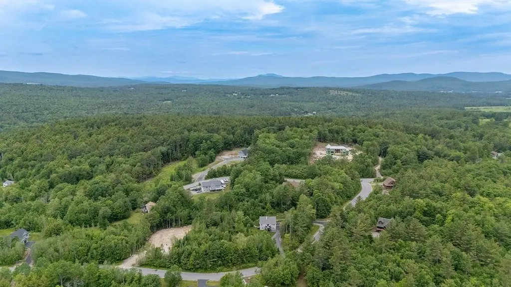 52 Jeffrey Drive Sunapee NH 03782