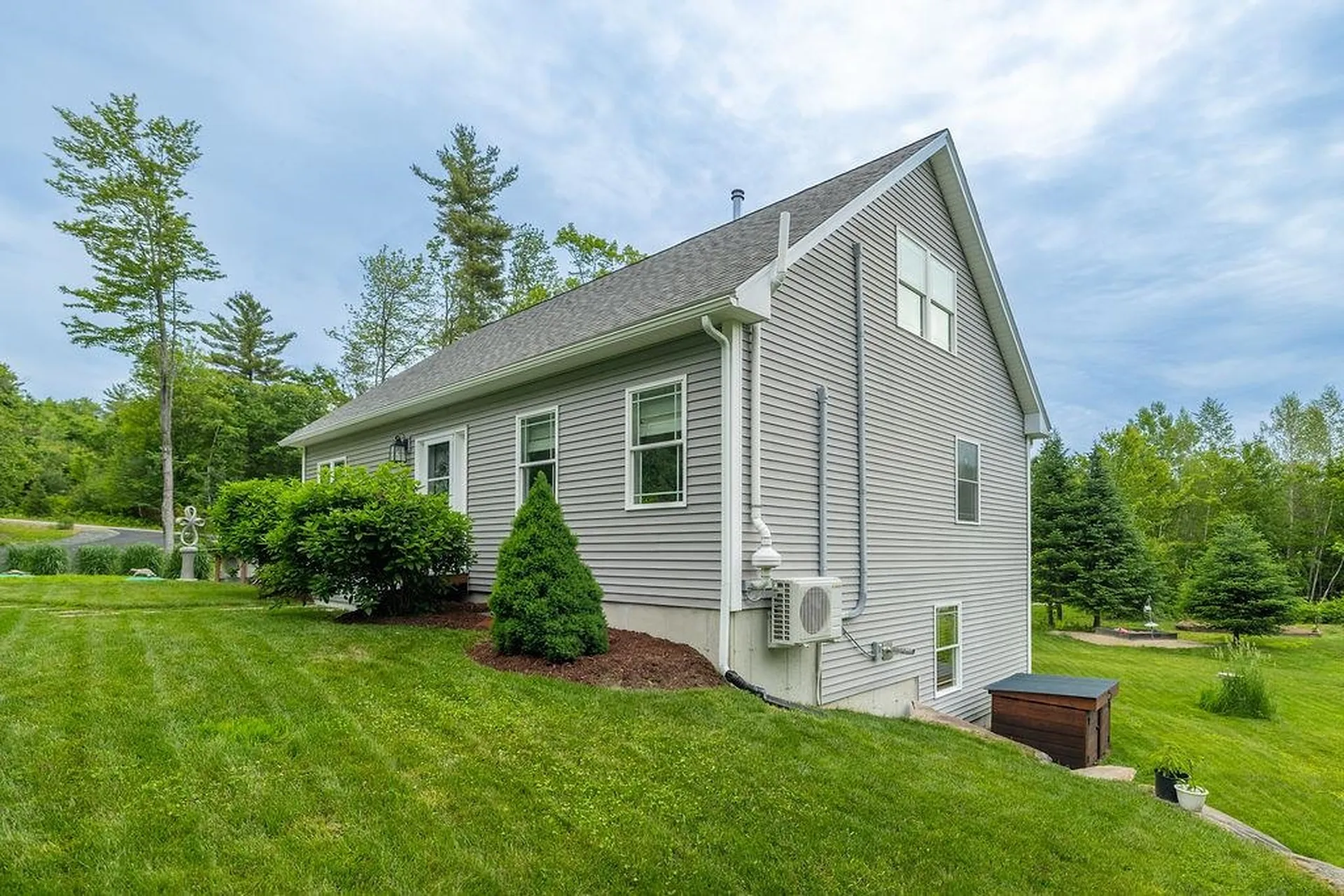 52 Jeffrey Drive Sunapee NH 03782
