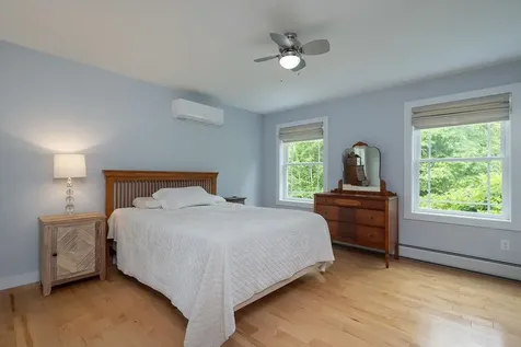 52 Jeffrey Drive Sunapee NH 03782