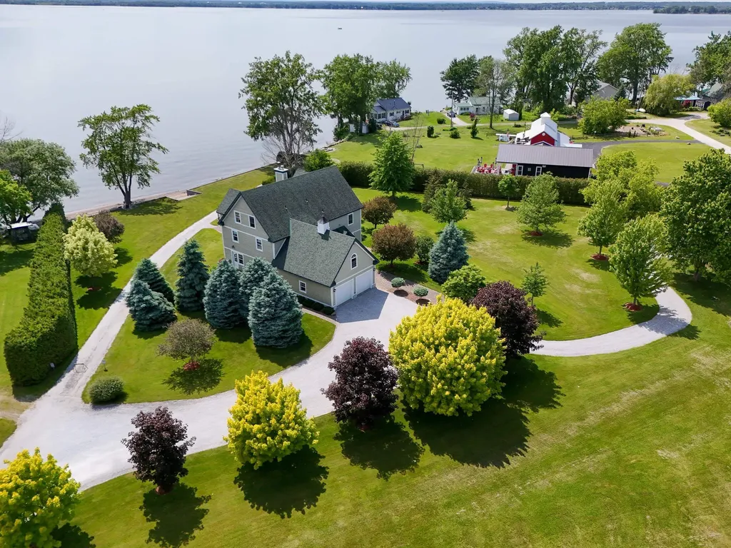 144 Mott Street Alburgh VT 05440