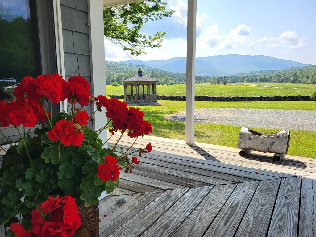 352 Lake Tarleton Road Warren NH 03279