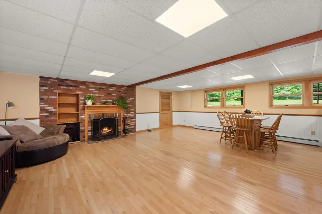 352 Lake Tarleton Road Warren NH 03279