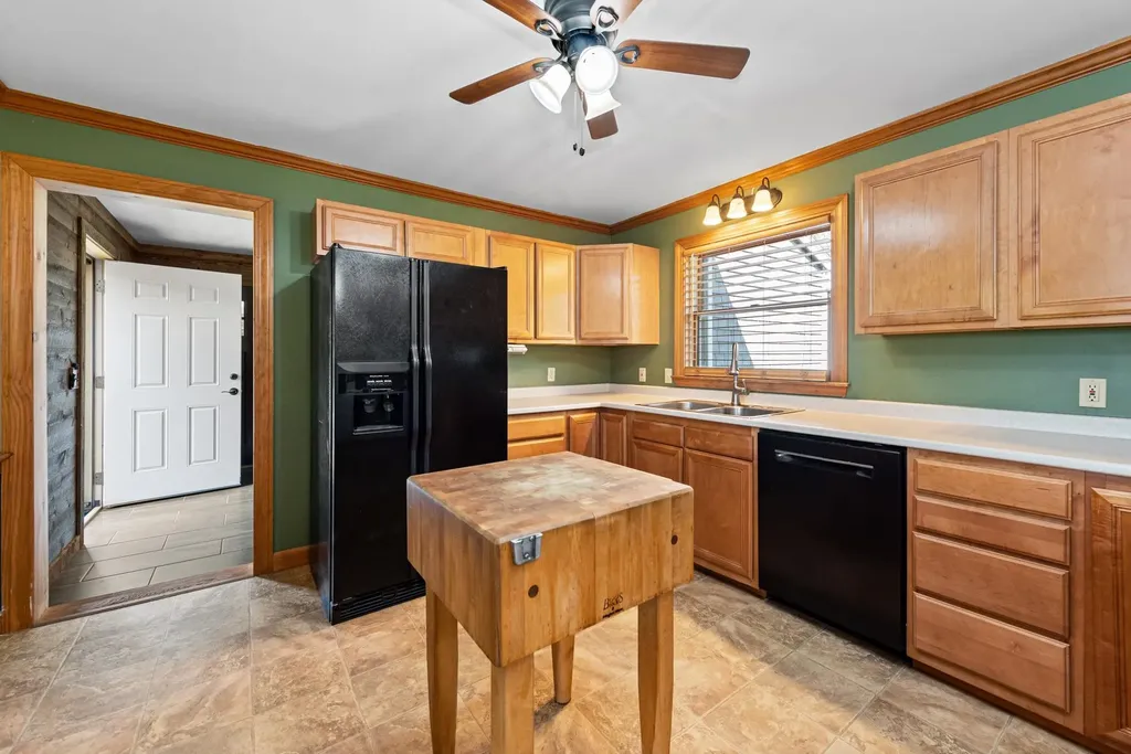 352 Lake Tarleton Road Warren NH 03279
