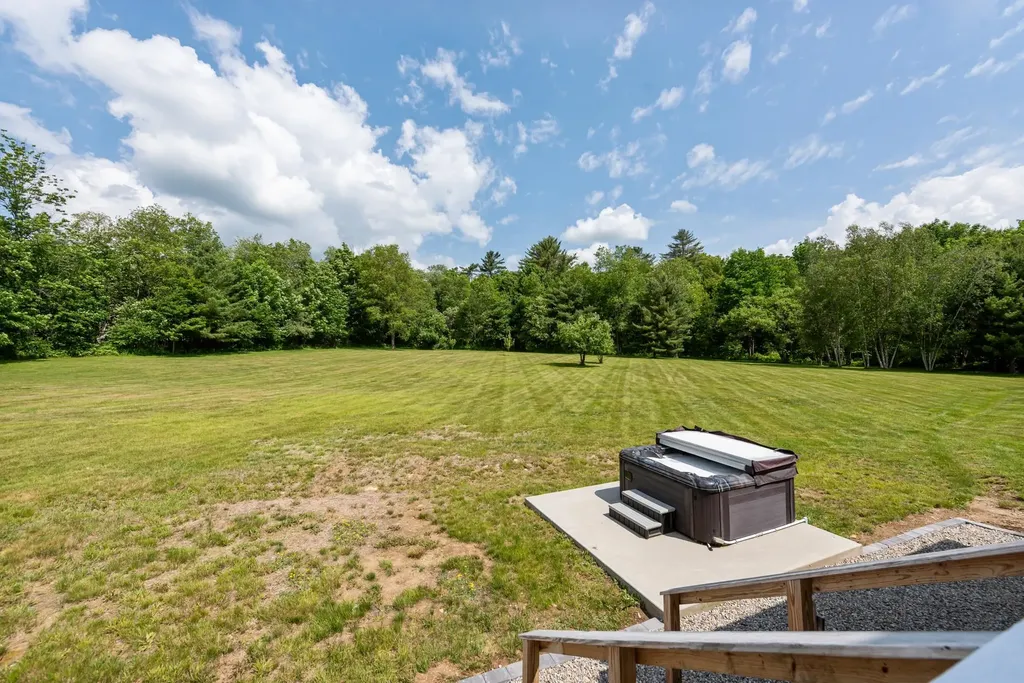 352 Lake Tarleton Road Warren NH 03279