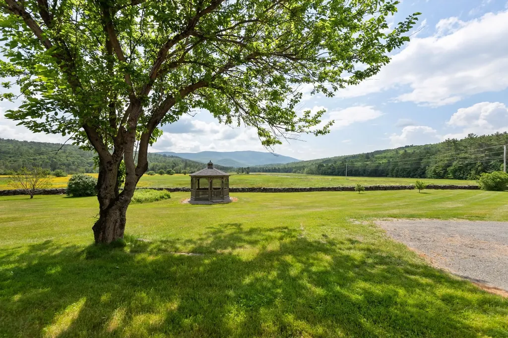 352 Lake Tarleton Road Warren NH 03279