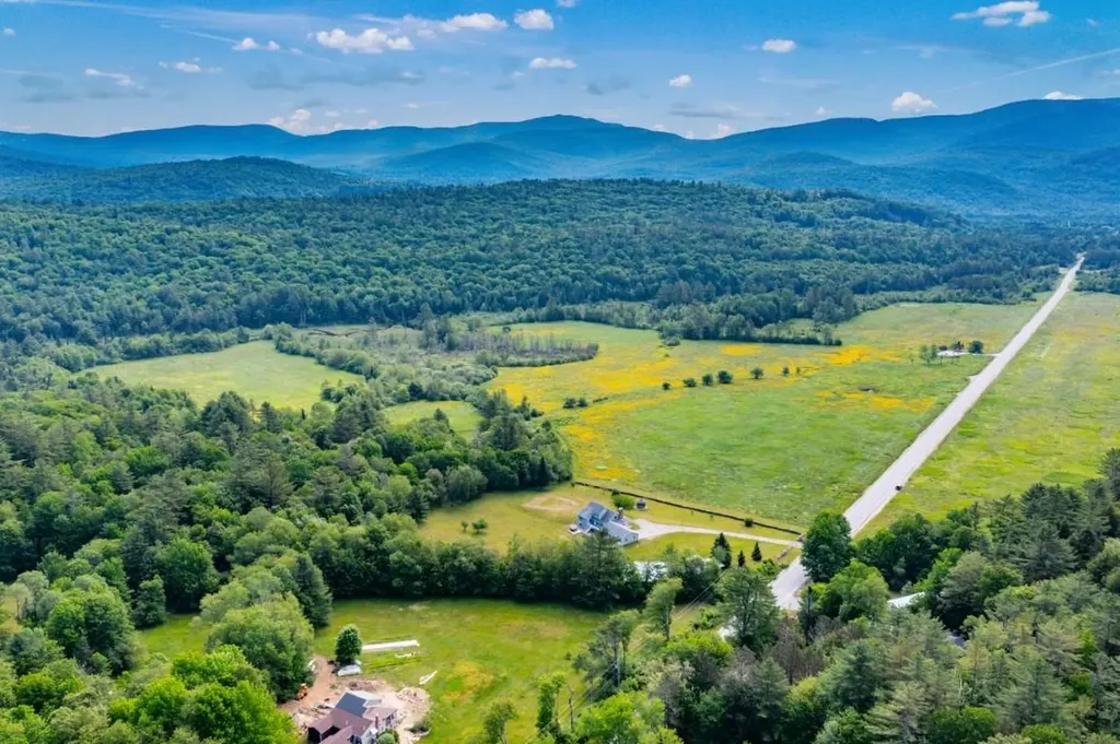352 Lake Tarleton Road Warren NH 03279