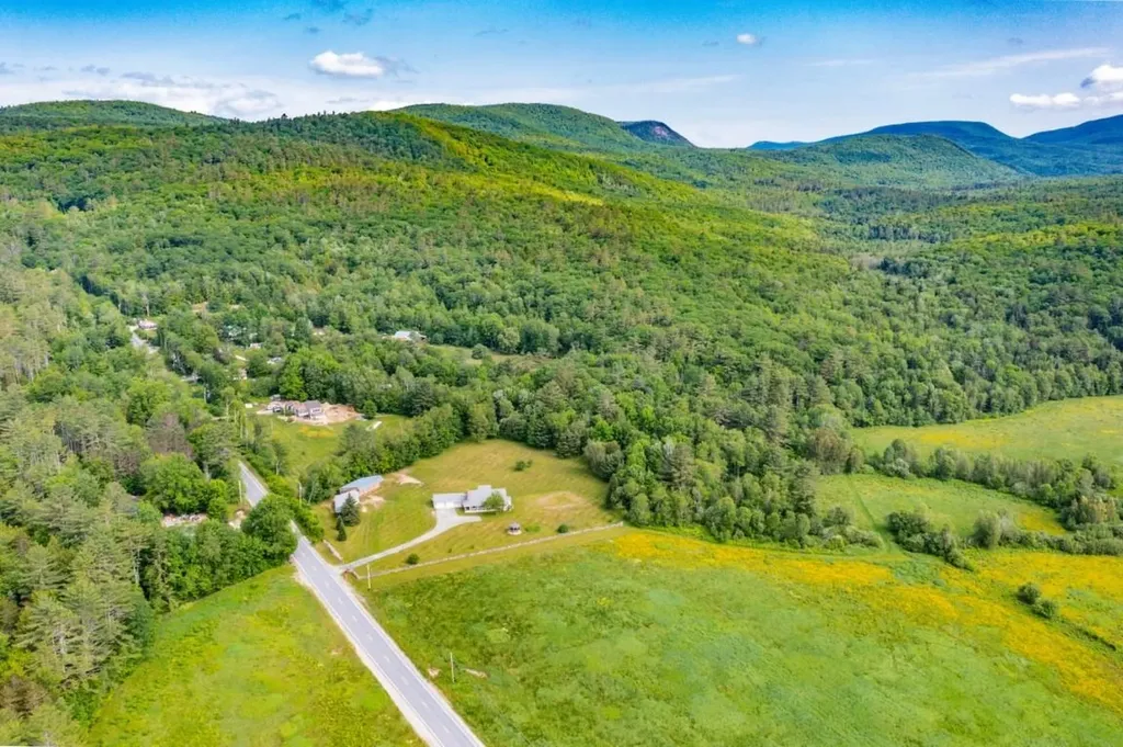 352 Lake Tarleton Road Warren NH 03279