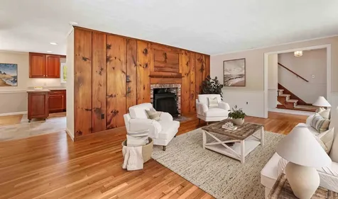 118 Old Coach Road New London NH 03257