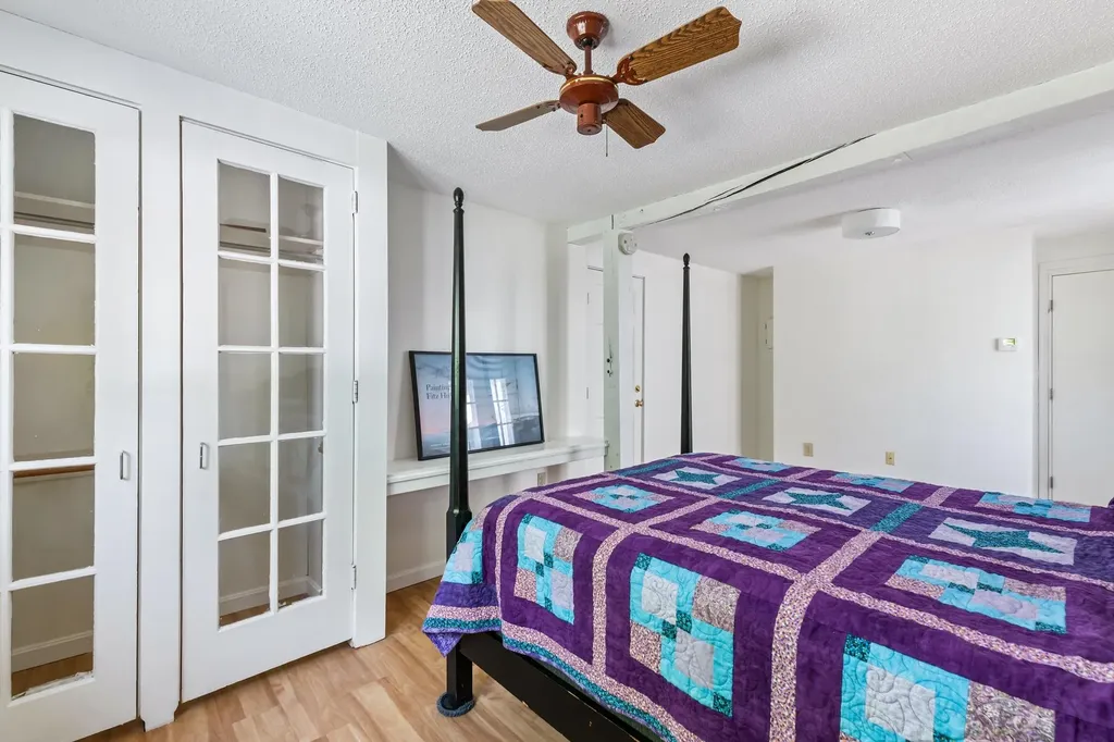 157 Seamans Road New London NH 03257