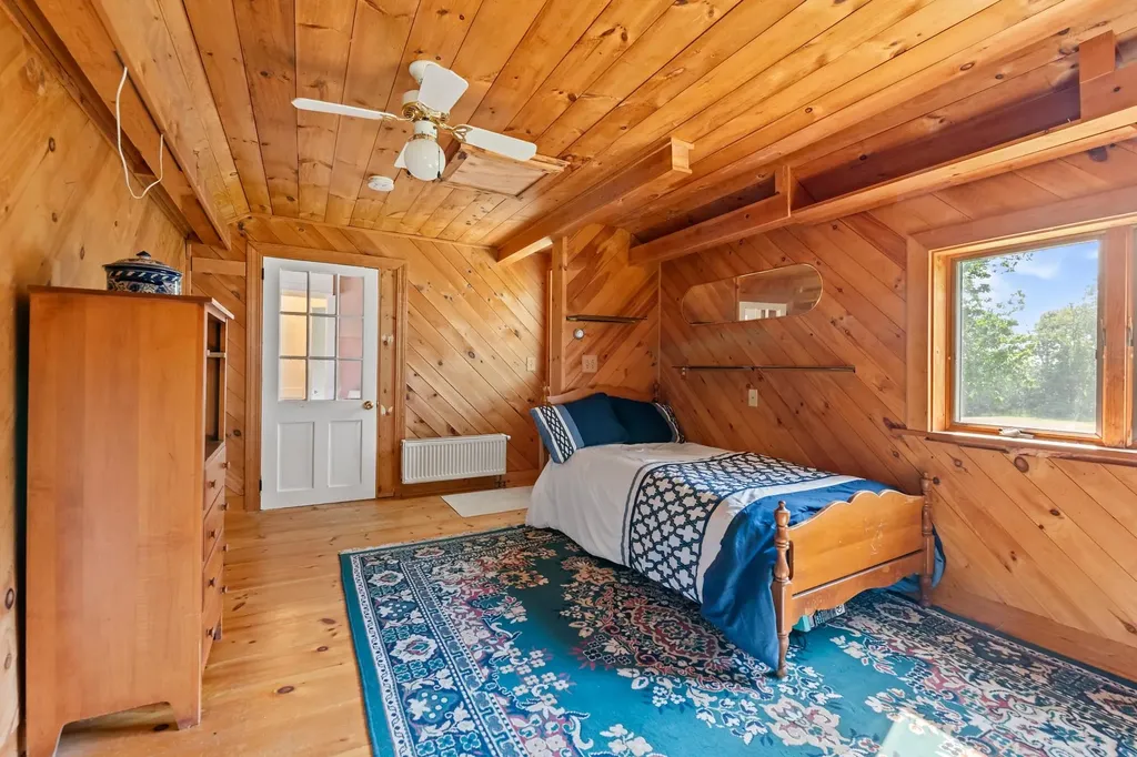 157 Seamans Road New London NH 03257
