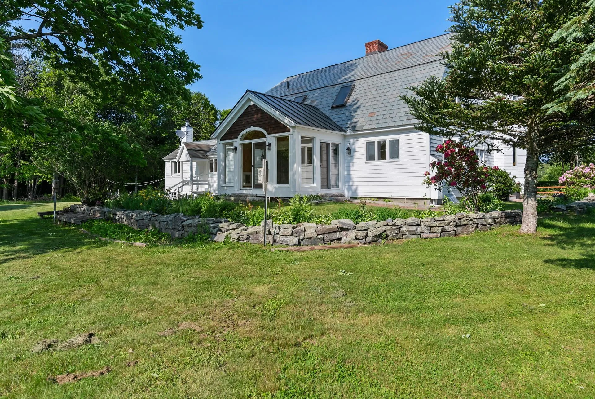 157 Seamans Road New London NH 03257