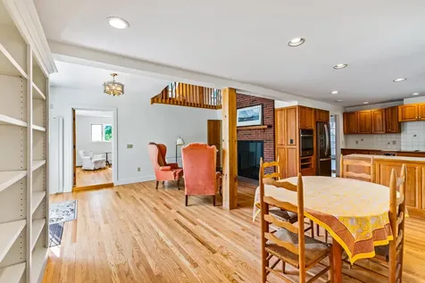 157 Seamans Road New London NH 03257