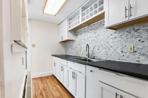 157 Seamans Road New London NH 03257