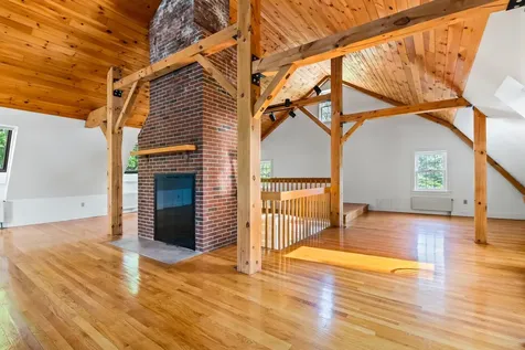 157 Seamans Road New London NH 03257