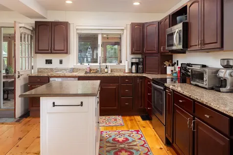 14 Church Street Middlesex VT 05602