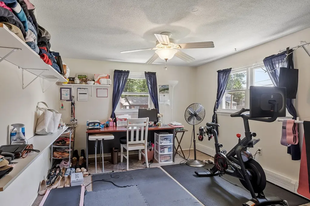 1 Hemlock Street Hudson NH 03051