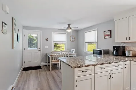 1 Hemlock Street Hudson NH 03051